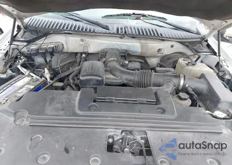 2010 Ford Expedition Xlt z USA, uszkodzony, nr VIN 1FMJU1F58AEB53582